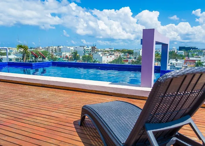 Playa Centro Rooftop & *